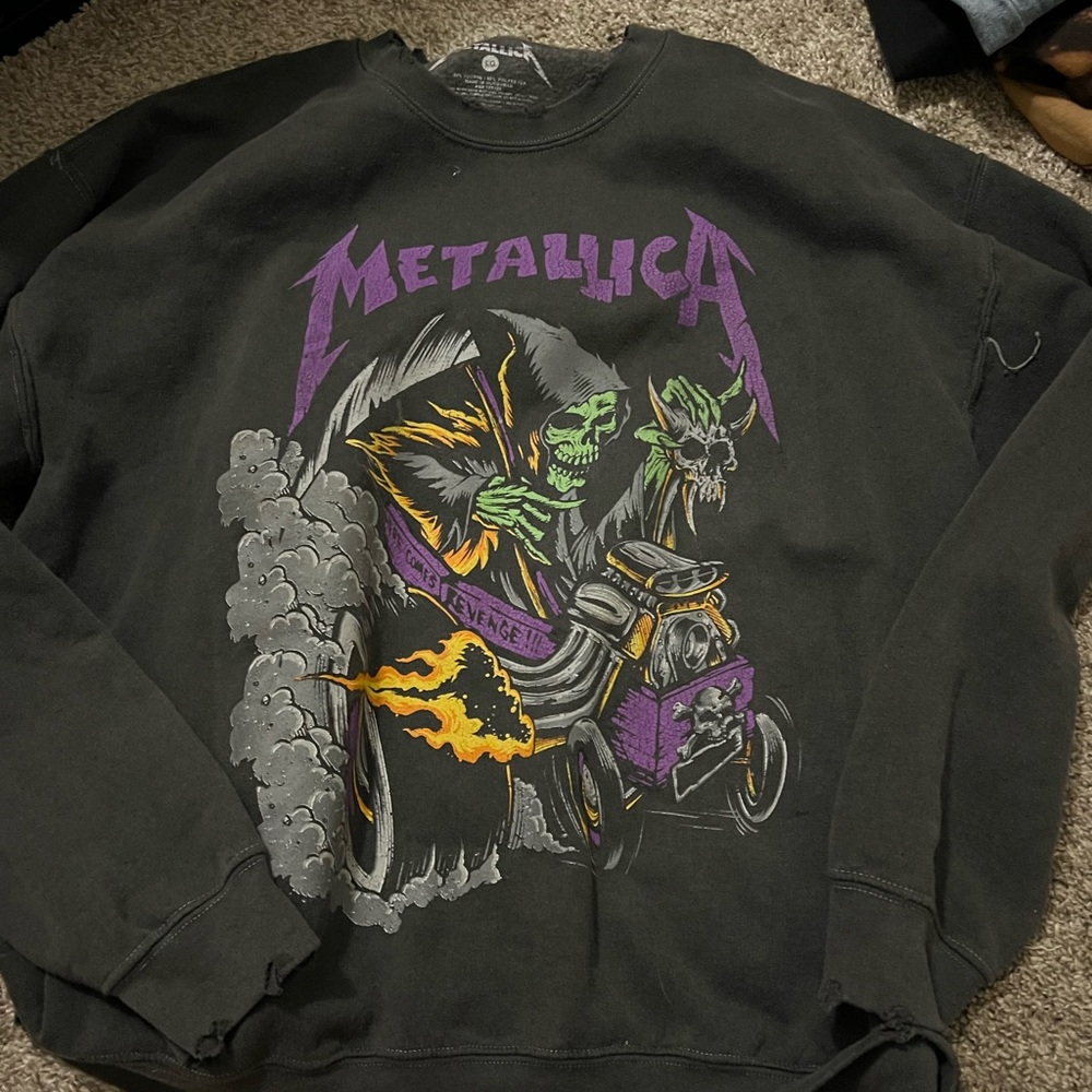 Metallica sweatshirt